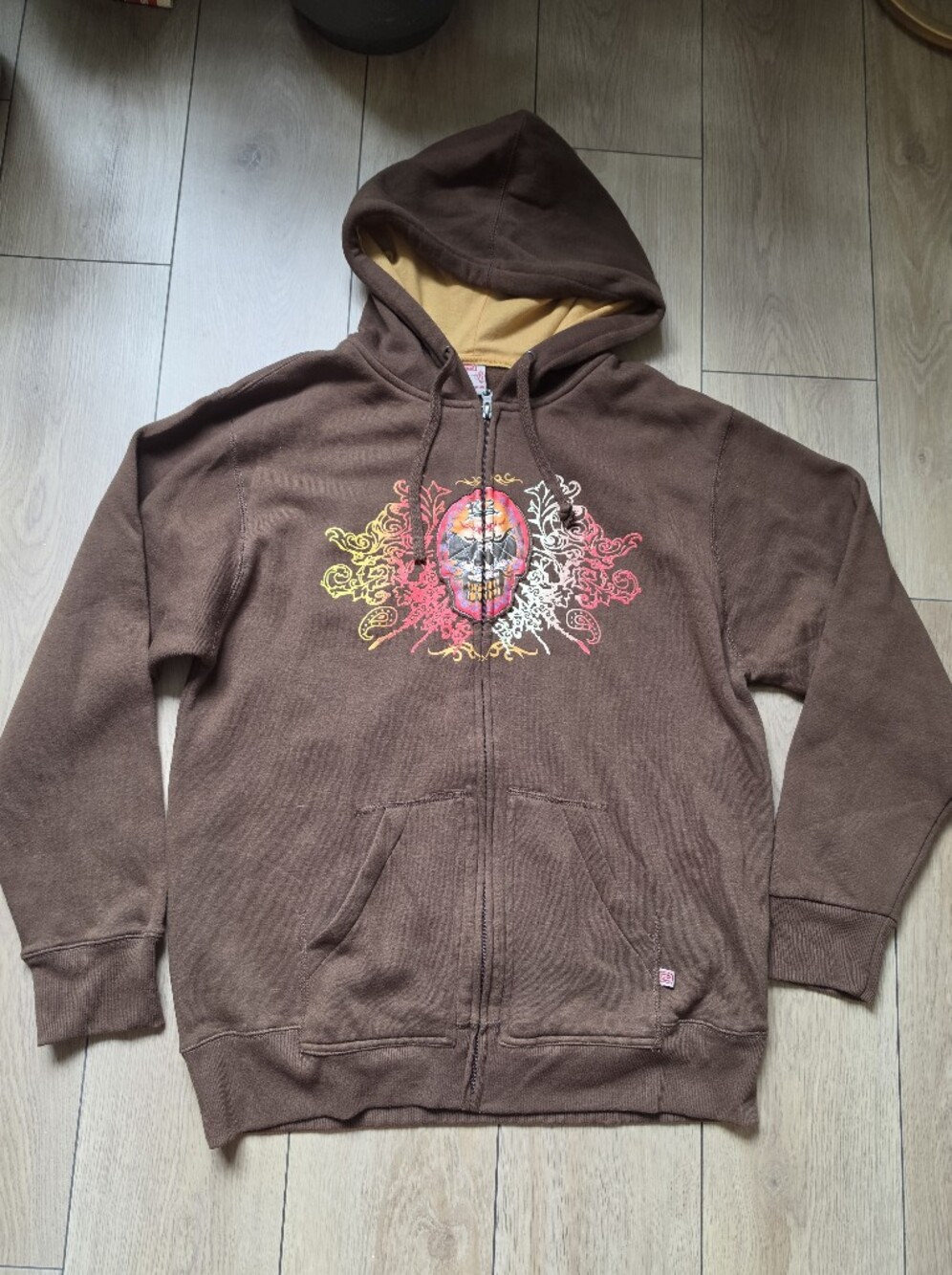 R2 RANDY Vintage Y2K-style Graphic Zip-up Hoodie Size M